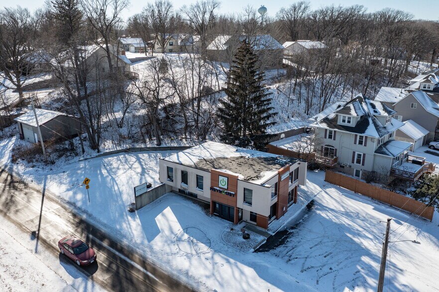 More Photos Of 2109 S Broadway, Rochester Office For Sale