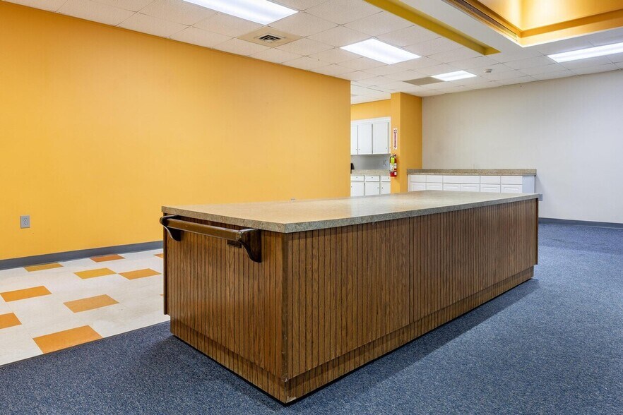 More Photos Of 240 Edwards St, Cleveland Office For Sale