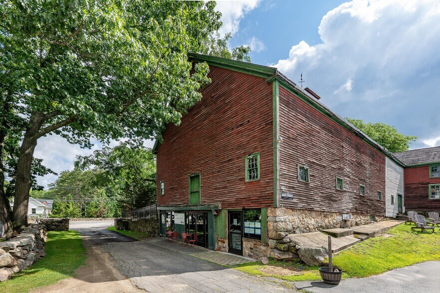 More Photos Of 11 Marbleridge Rd, North Andover Specialty For Sale