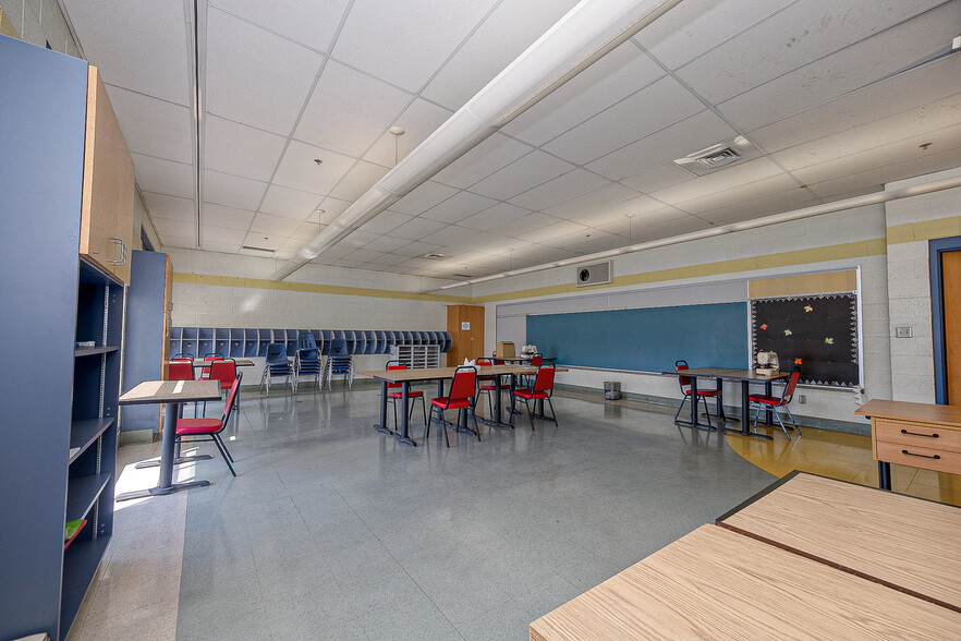 More Photos Of 255 Third St, New Kensington Schools For Sale