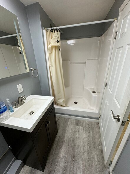 More Photos Of 4528 San Fernando Rd, Glendale Manufacturing For Lease