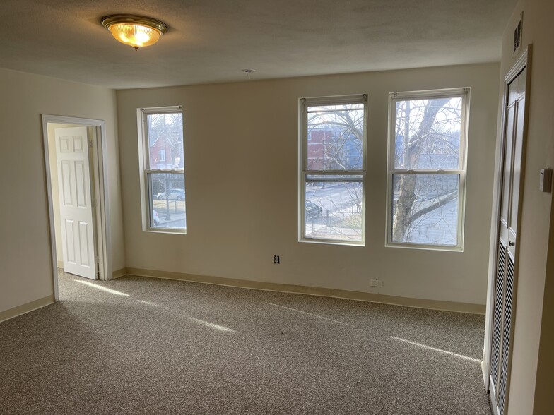 More Photos Of 943-949 River St, Boston Apartments For Sale