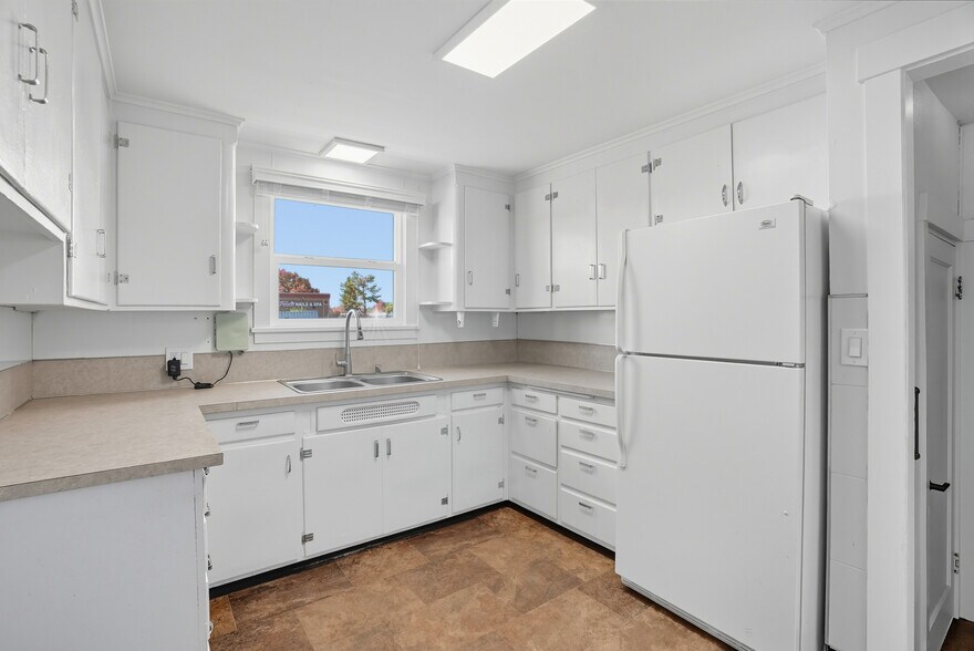 More Photos Of 15813 E Sprague Ave, Spokane Valley Land For Lease