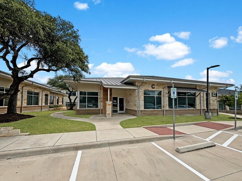 More Photos Of 14425 Falcon Head Blvd, Austin Office Residential For Lease