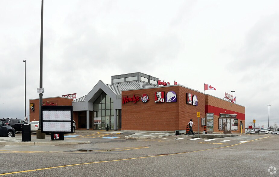 More Photos Of 11 Sinclair Blvd, Brantford Fast Food For Lease