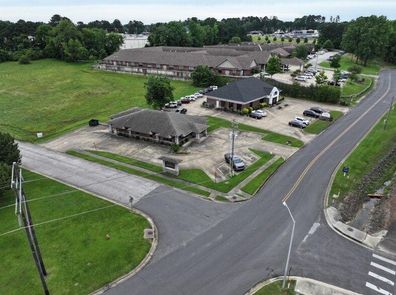 More Photos Of 3001 Twin Rivers Dr, Arkadelphia Medical For Lease