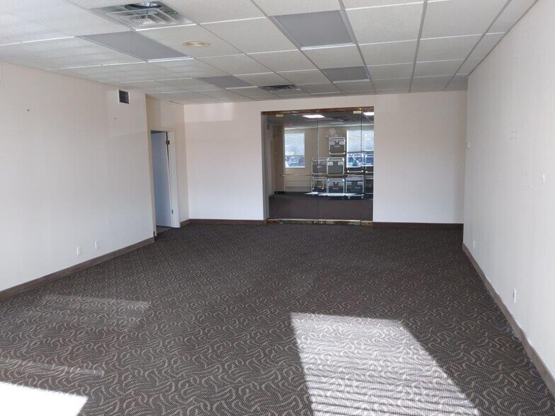 More Photos Of 445 Godwin Ave, Midland Park Medical For Lease