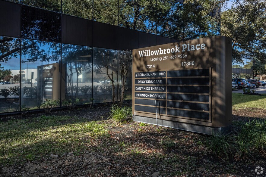 More Photos Of 17314 State Highway 249, Houston Unknown For Lease