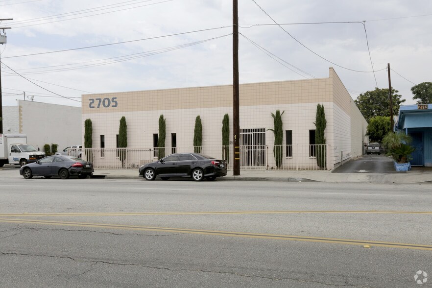 More Photos Of 2705 N Durfee Ave, El Monte Warehouse For Lease