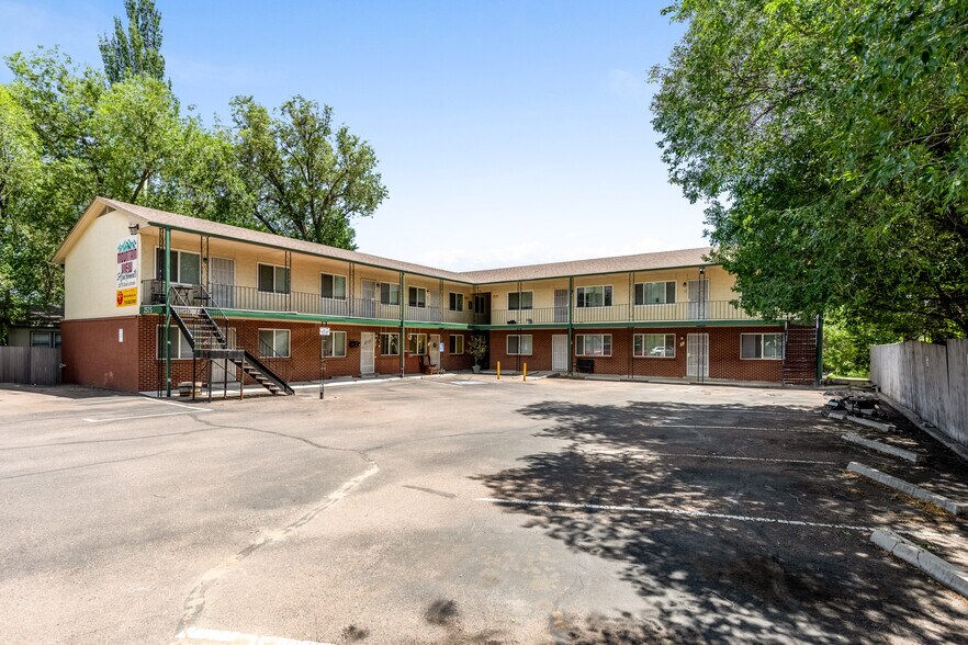 More Photos Of 2575 E Uintah St, Colorado Springs Apartments For Sale