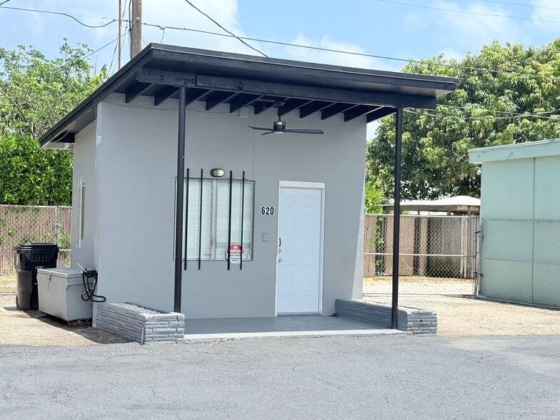 Primary Photo Of 620 Dixie Highway Hwy, Lake Worth Beach Land For Lease