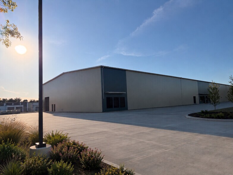 Primary Photo Of 100 Trade Zone Dr, Ronkonkoma Industrial For Lease