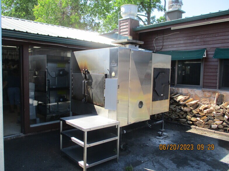 More Photos Of 2 James St, Alexandria Bay Restaurant For Sale