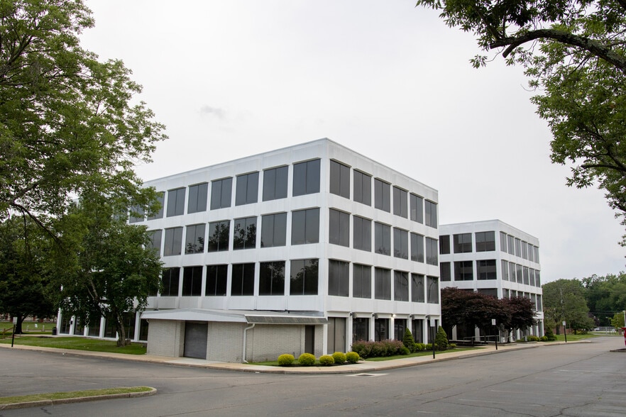 More Photos Of 2600 Philmont Ave, Huntingdon Valley Medical For Lease