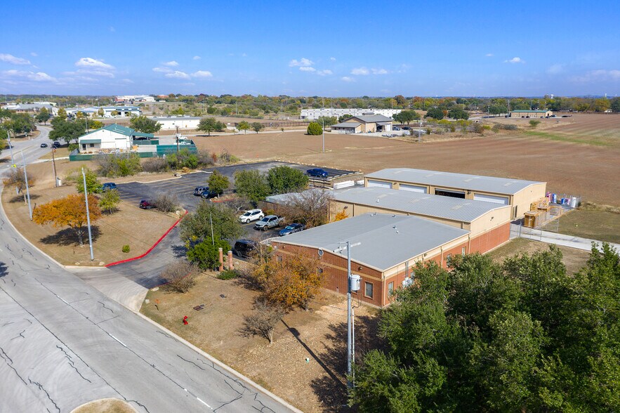 More Photos Of 1300 Universal City Blvd, Universal City Warehouse For Sale