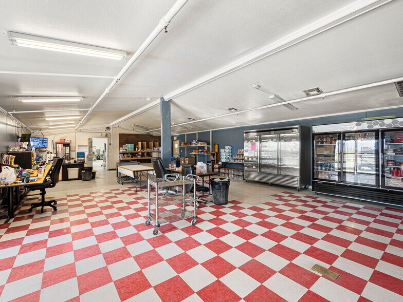 More Photos Of 600 E Quartz Ave, Sandy Valley Convenience Store For Sale