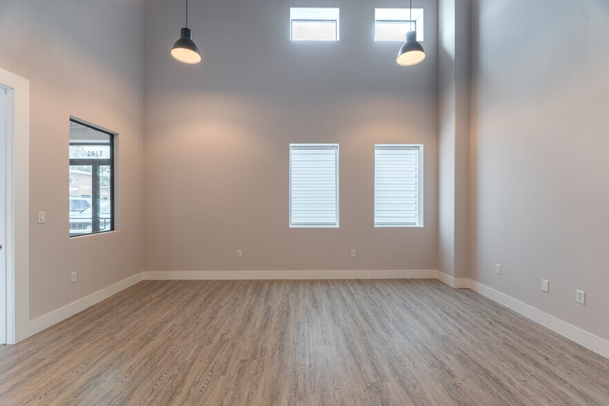 More Photos Of 350 Nursery Rd, Spring Medical For Lease