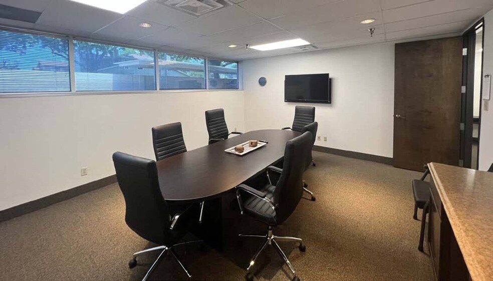 More Photos Of 2245 Keller Way, Carrollton Office For Lease