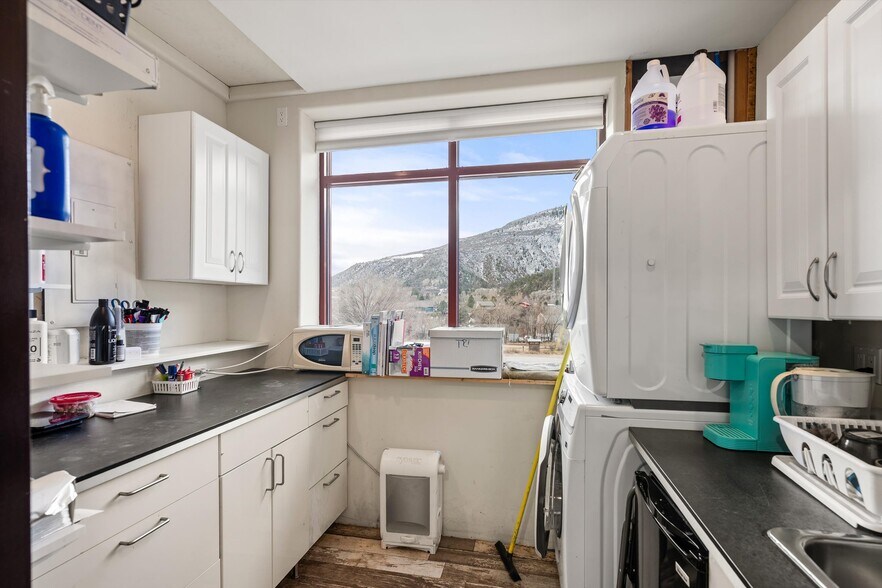 More Photos Of 2550 CO-82, Glenwood Springs Loft Creative Space For Sale