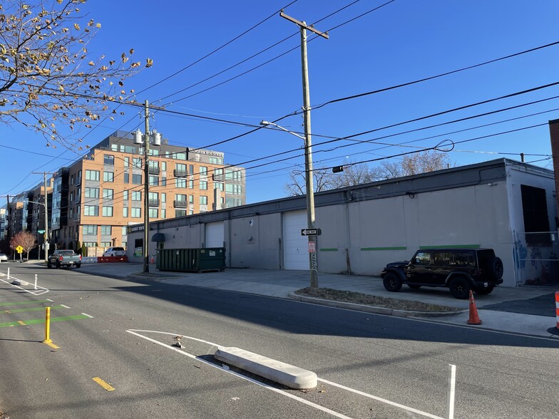 Primary Photo Of 3031 8th St NE, Washington Warehouse For Sale