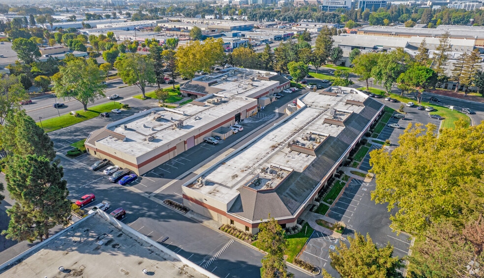 More Photos Of 525-585 E Brokaw Rd, San Jose Flex For Lease