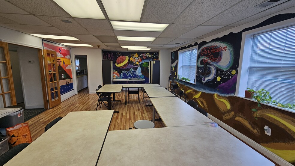 More Photos Of 14300 Gallant Fox Ln, Bowie Medical For Sale