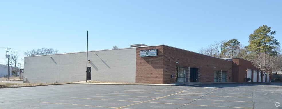 More Photos Of 6707 Warwick Rd, Richmond Warehouse For Sale