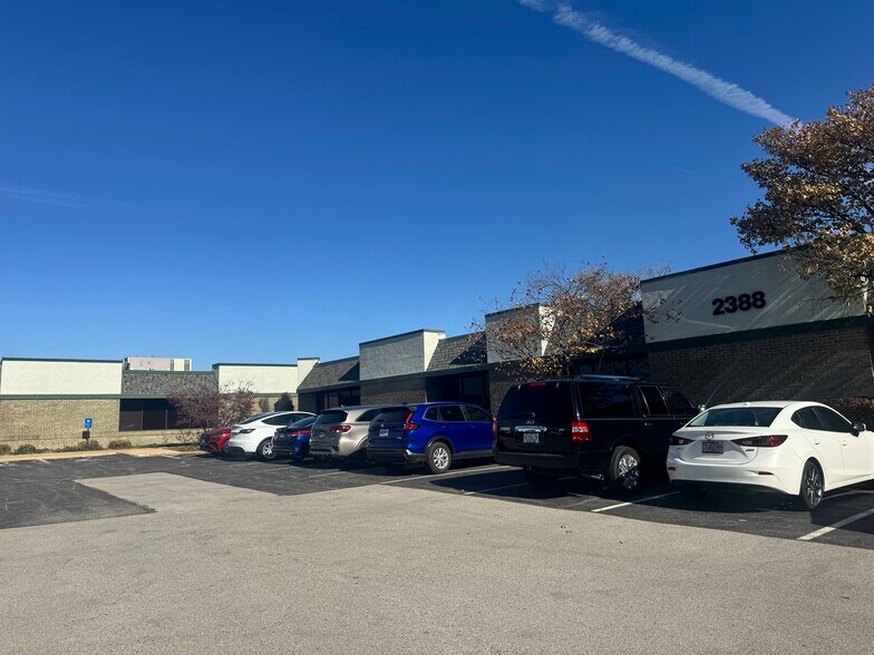 More Photos Of , Maryland Heights Unknown For Sale