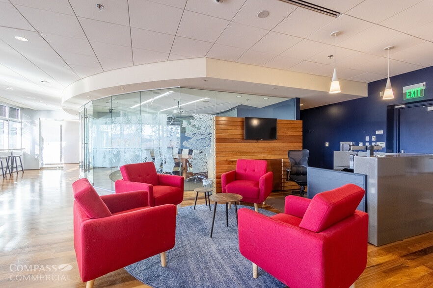 More Photos Of 360 SW Bond St, Bend Office For Lease