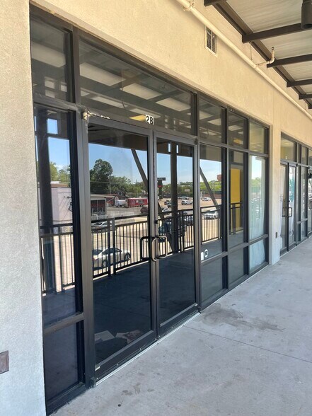 More Photos Of 3617 Perkins Rd, Baton Rouge General Retail For Sale