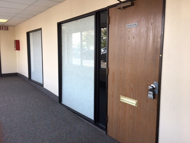 More Photos Of 2200 E 104th Ave, Thornton Office For Lease