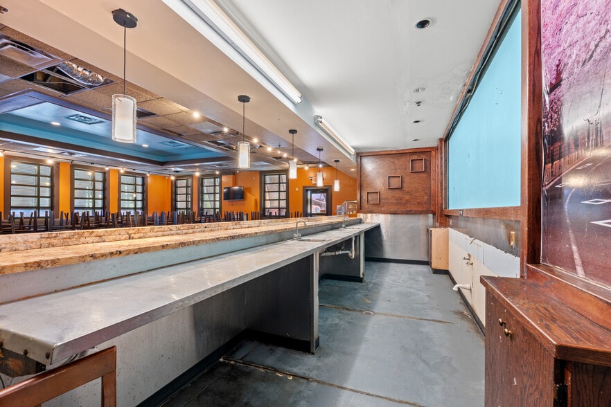 More Photos Of 801 Highway 17 S, North Myrtle Beach Restaurant For Sale