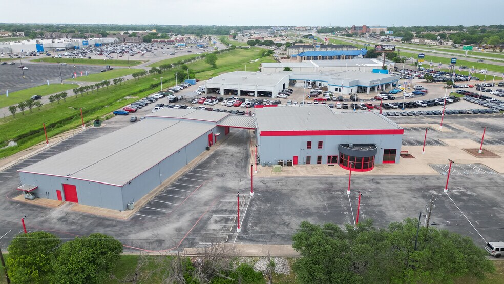 More Photos Of 1902 E Central Texas Expy, Killeen Auto Dealership For Sale