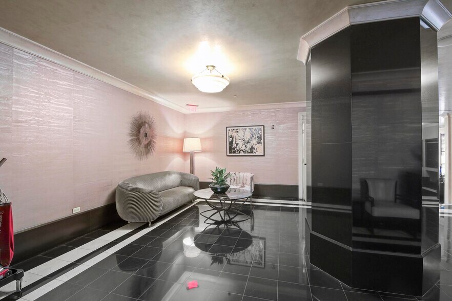 More Photos Of 1645 Vine St, Hollywood Loft Creative Space For Sale