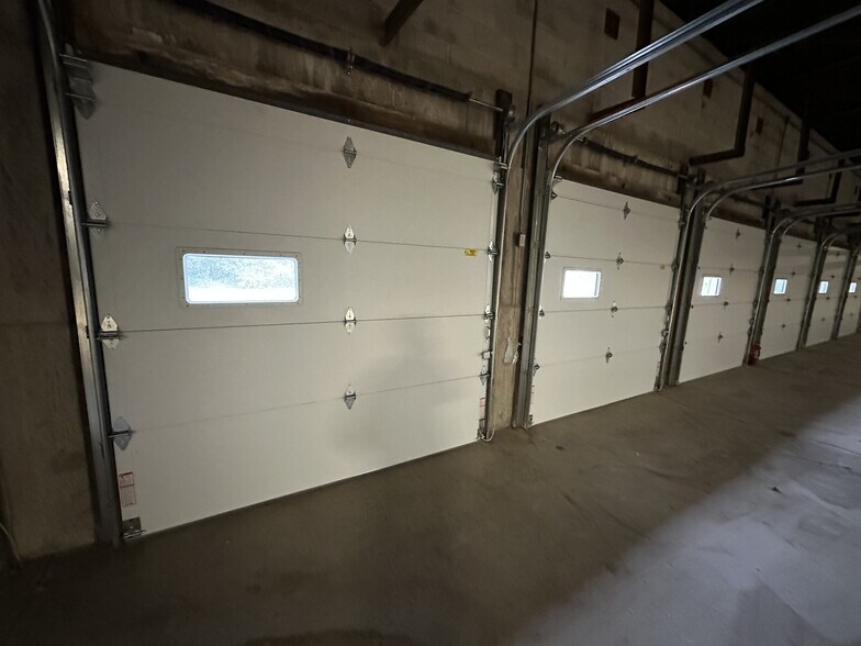 More Photos Of 11697 Sanderson Rd, Medina Warehouse For Lease