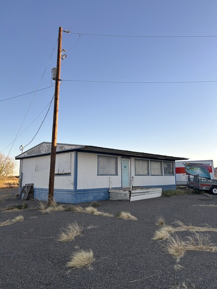 Primary Photo Of 220 Airport rd, Lordsburg Restaurant For Lease