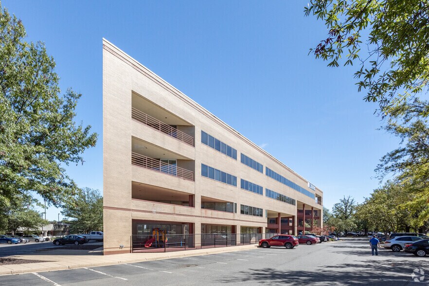 More Photos Of 11240 Waples Mill Rd, Fairfax Office For Lease