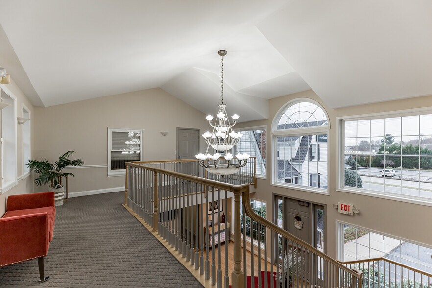 More Photos Of 10425 Southern Maryland Blvd, Dunkirk Medical For Lease