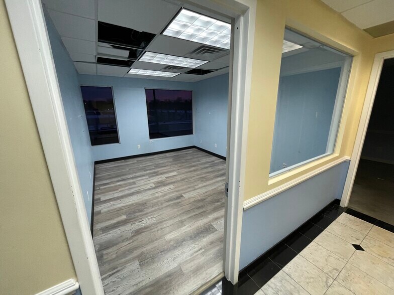 More Photos Of 3041 Avenue U, Brooklyn Medical For Lease