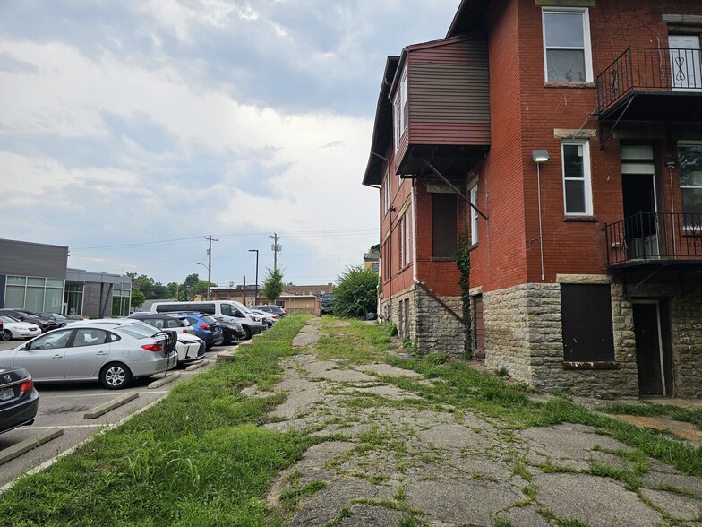 More Photos Of 3636 Reading Rd, Cincinnati Apartments For Sale