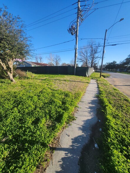 More Photos Of 3306 Cavalcade St, Houston Land For Sale