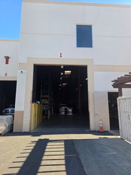 More Photos Of 3464 Webster Ave, Perris Manufacturing For Sale