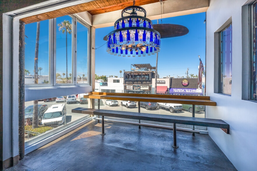More Photos Of 5041 Newport Ave, San Diego Storefront Retail Office For Sale