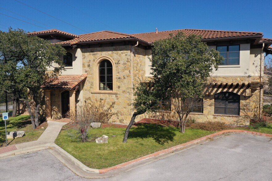 More Photos Of 2220 Lakeway Blvd, Austin Medical For Sale