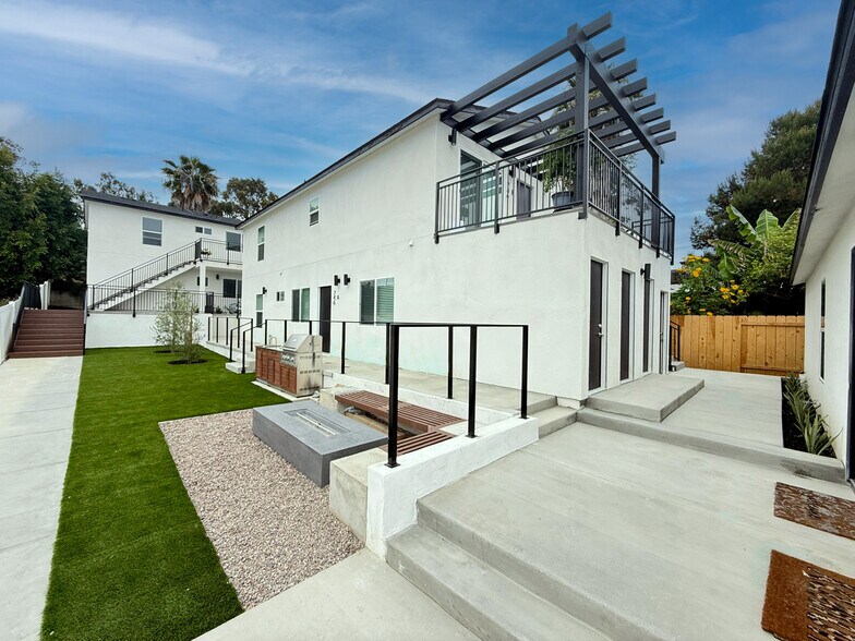 More Photos Of 740 Cotton St, San Diego Multifamily For Sale
