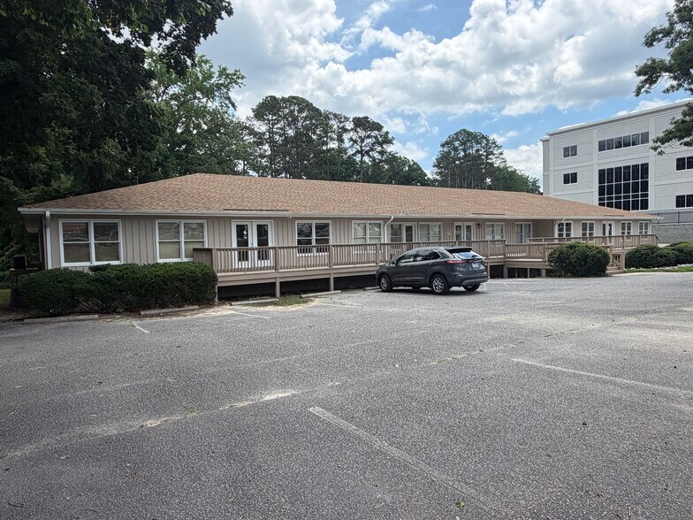 More Photos Of 201 N Winstead Ave, Rocky Mount Office For Lease