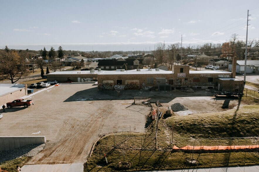 More Photos Of 229 W 1st St, Bloomington Restaurant For Sale