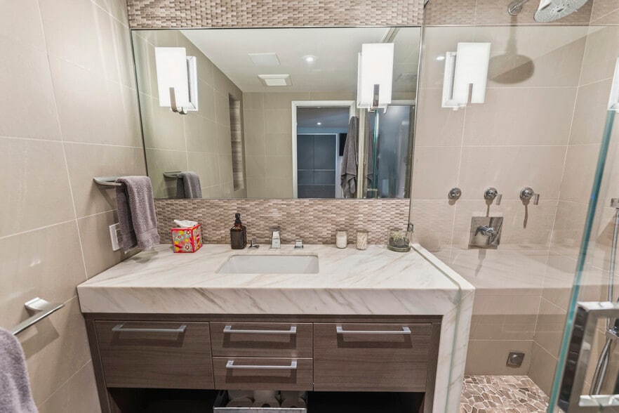 More Photos Of 2459 Lombard St, San Francisco Storefront Retail Residential For Sale