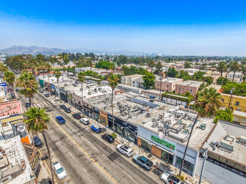 More Photos Of 416-424 N Fairfax Ave, Los Angeles Storefront For Lease