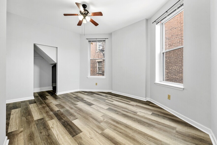 More Photos Of 3213 Vine St, Cincinnati Apartments For Sale